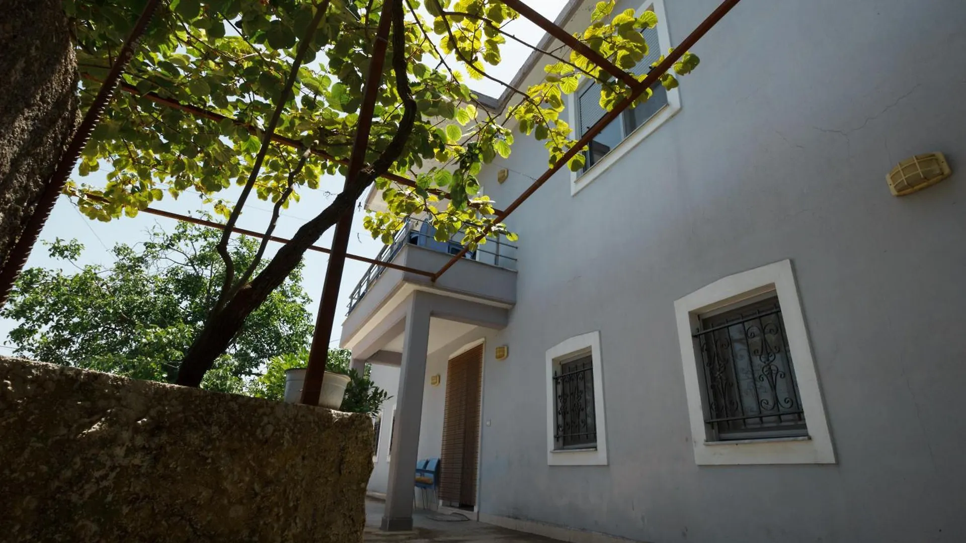 Leka GuestHouse Gjirokastër