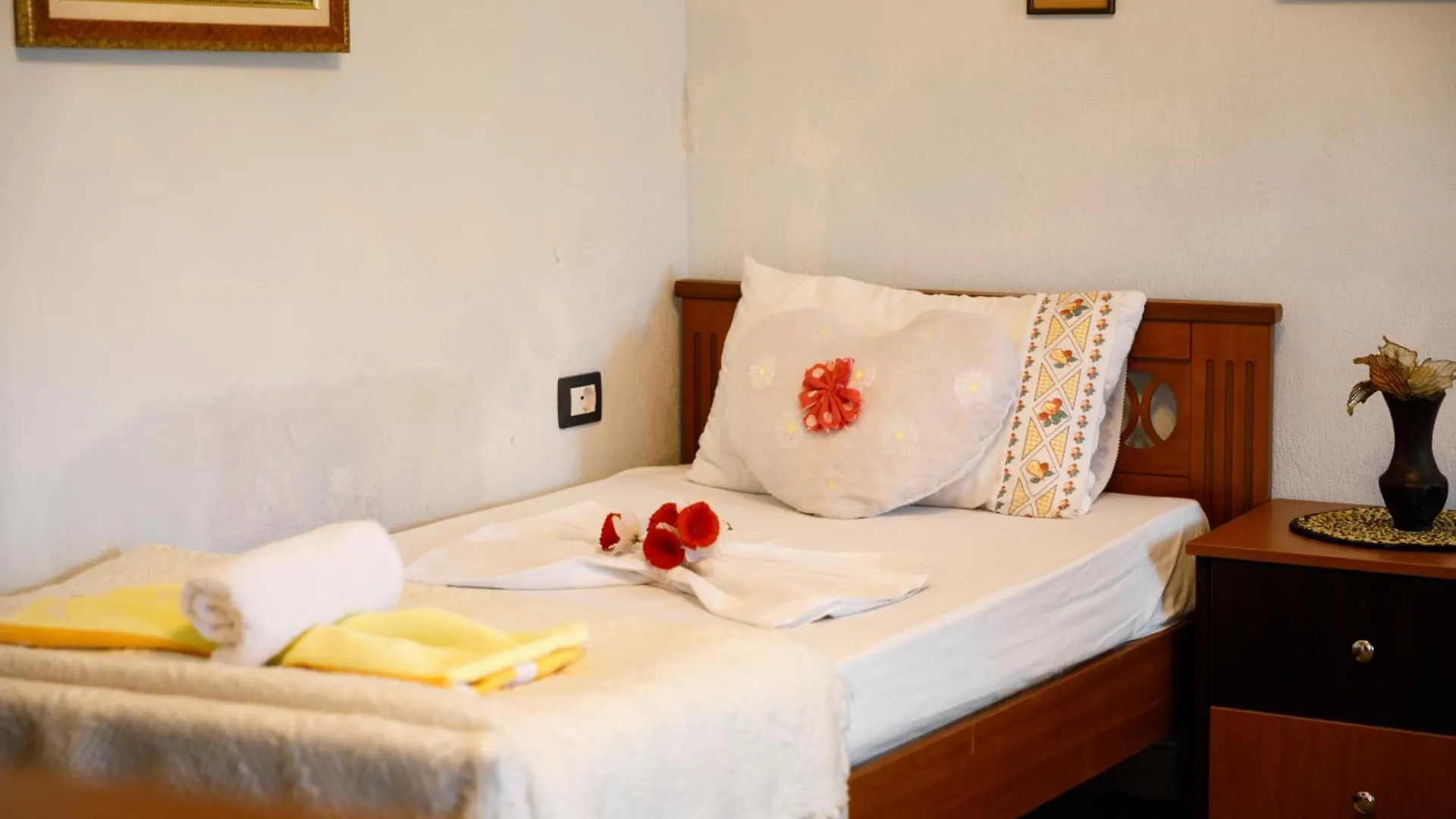 Tatil Evi Leka Guesthouse Gjirokastër Arnavutluk