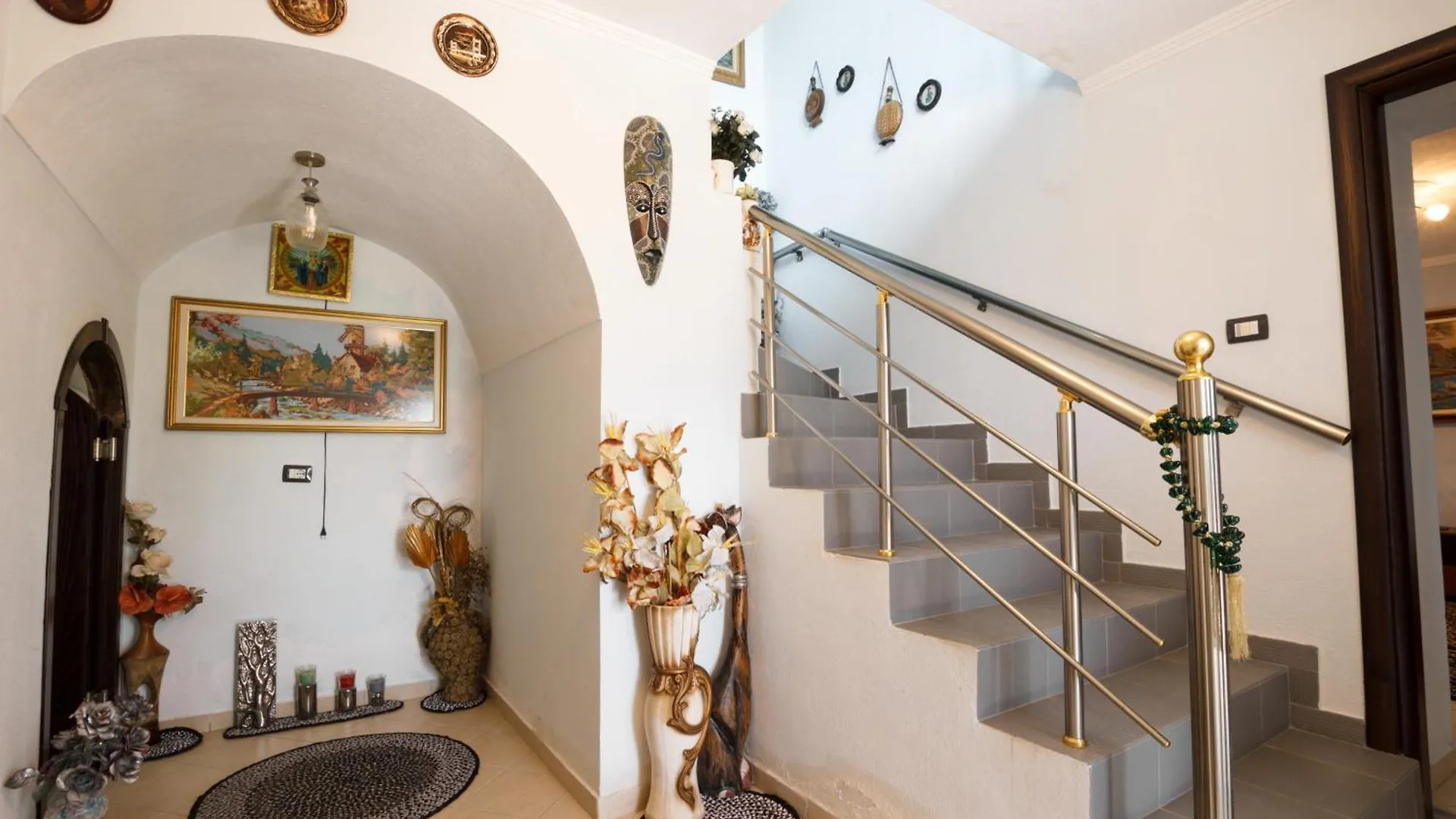 Leka GuestHouse Gjirokastër Hébergement de vacances