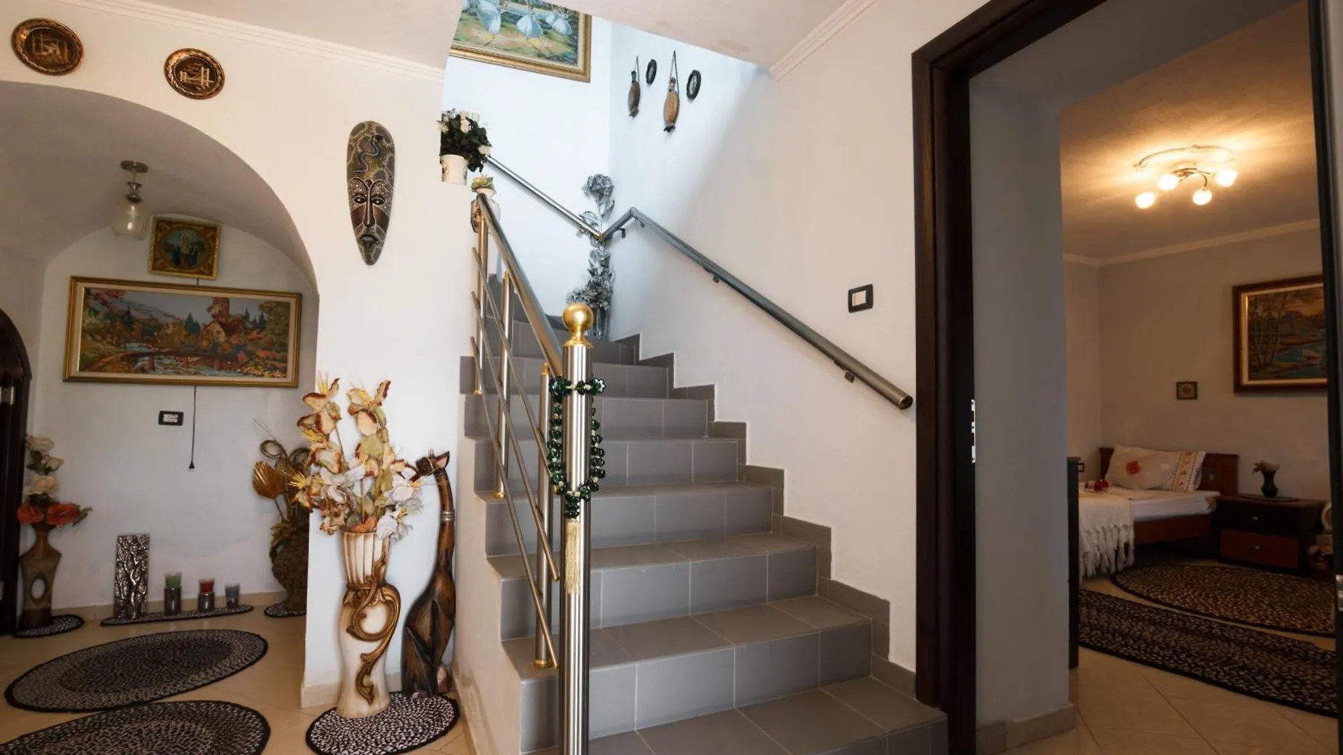 Leka Guesthouse Gjirokastër